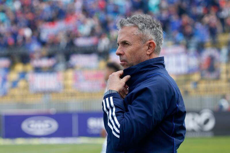 Gustavo Álvarez, DT de la U. Foto: Agencia Aton.