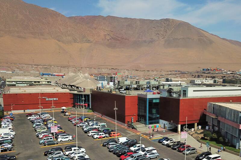Paralización de Mall Zofri presenta preocupación entre consumidores y vendedores al detalle en la zona Franca del norte de Chile.