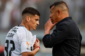 El candidato para reemplazar a Jorge Almirón en la banca de Colo Colo