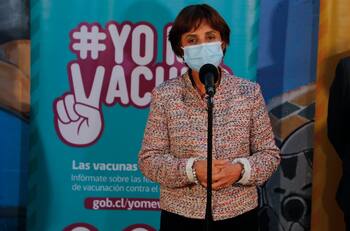 Ministerio de Salud estudia la implementación de una "cuarta dosis" contra el Covid-19