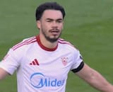 VIDEO | Este infantil penal de Gabriel Suazo casi condena al Sevilla: lo salvó el arquero