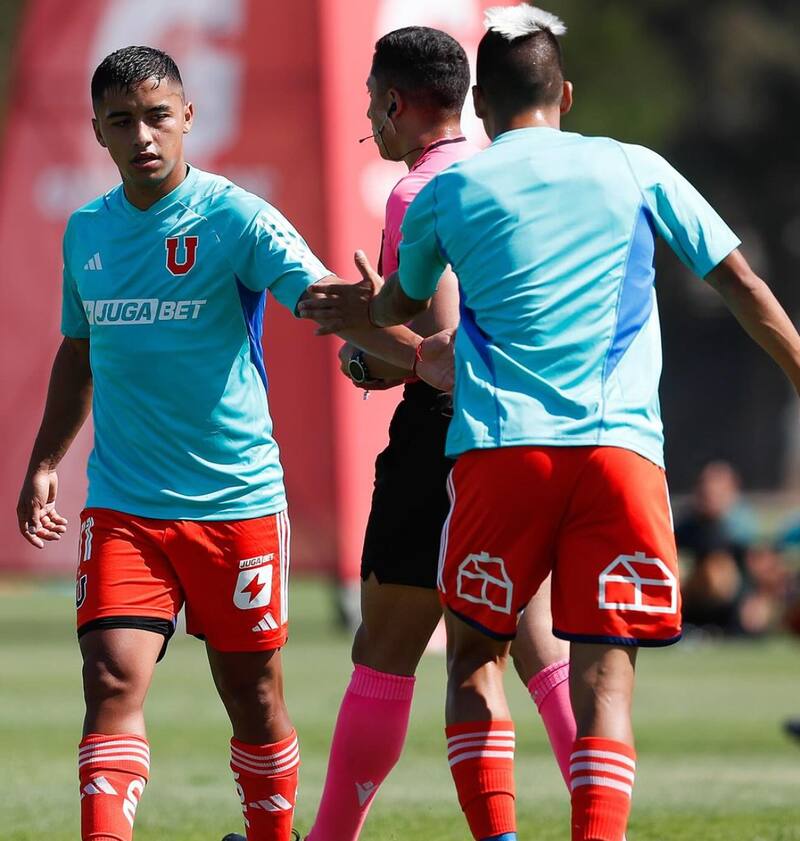 Nicolás Guerra fue una de las figuras de la práctica amistosa.