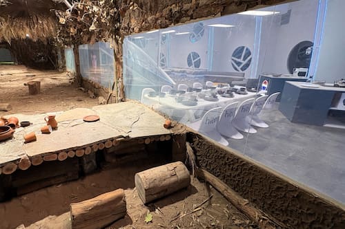 Un Pasado similar al 10.000 a.C. y el Futuro al estilo Wall-E: Así lucen las casas de Mundos Opuestos 3