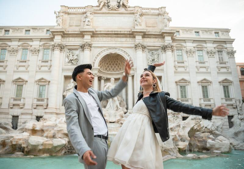 Baby Bandito Temporada 1.(L to R) Nicolás Contreras as Kevin, Francisca Armstrong as Génesis in Baby Bandito Temporada 1. Cr Erika Kuenka/Netflix ©2024