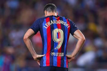 Xavi tuvo palabras en el Barcelona para la posible salida de Robert Lewandowski