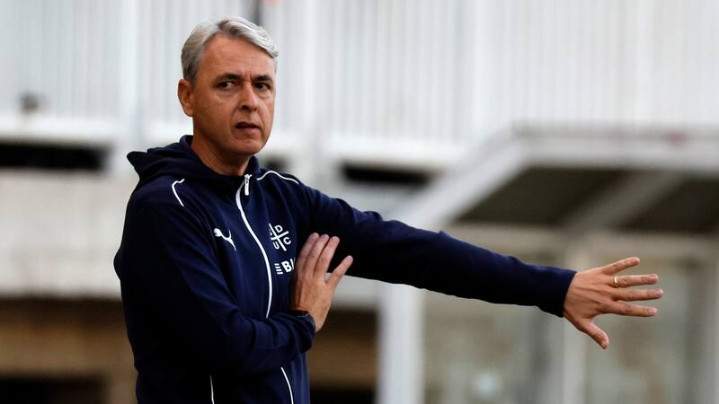 ¡Cambia todo! El gran problema que enfrentará Tiago Nunes en la UC con la lesión de Thomas Gillier