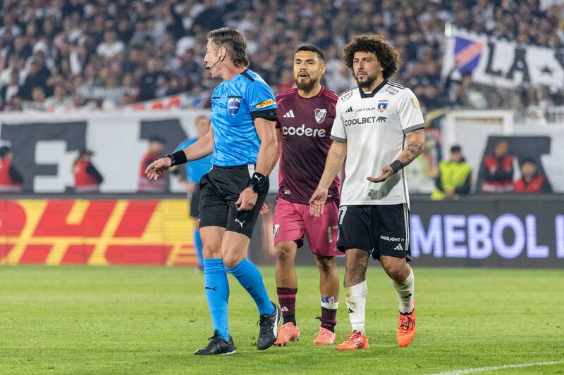 Paulo Díaz se enfrentó a Maximiliano Falcón. Foto: Felipe Escobedo.