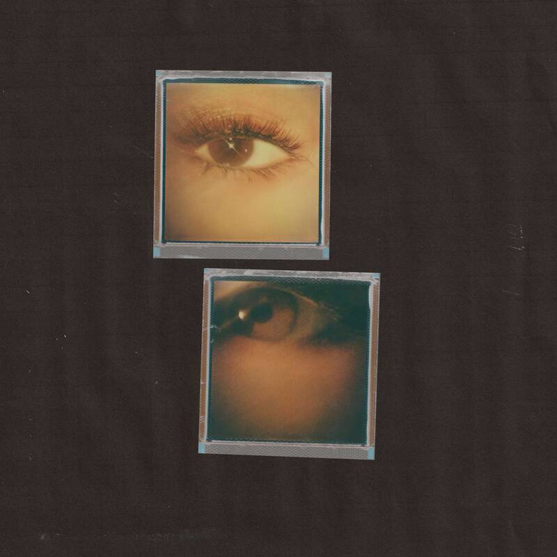 estrenaron su primera canción juntas en la madrugada del viernes.