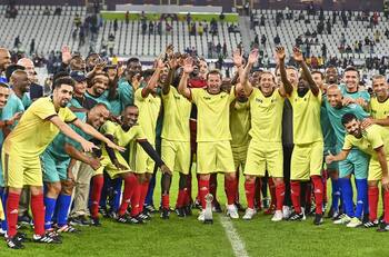 Con Alessandro del Piero, Cafú y Roberto Carlos: Así lucen hoy las leyendas de los Mundiales que jugaron amistoso en el Mundial Qatar 2022
