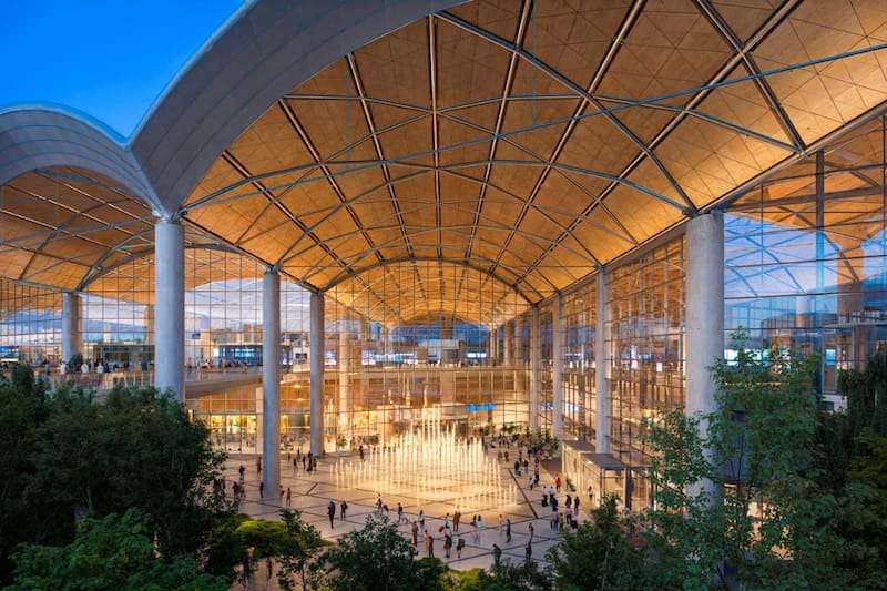 La iniciativa se transformará en el centro de transportes más grande del mundo.