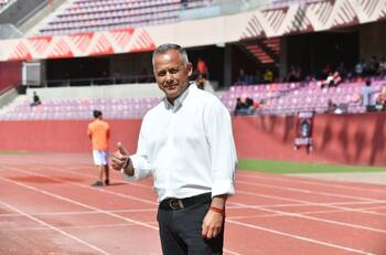 La genial respuesta de Erwin Durán a jugador que lo trató de ordinario: “A lo mejor...”