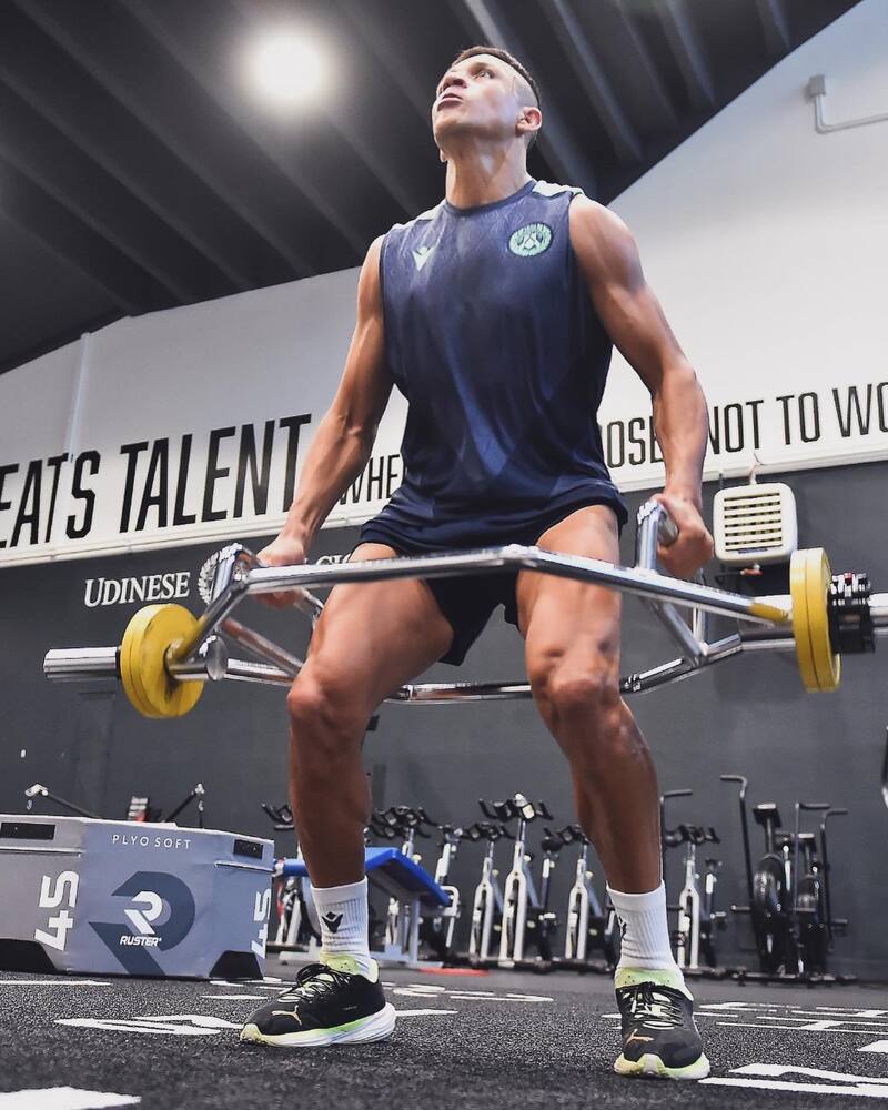Alexis Sánchez en su primer entrenamiento físico con el Udinese.