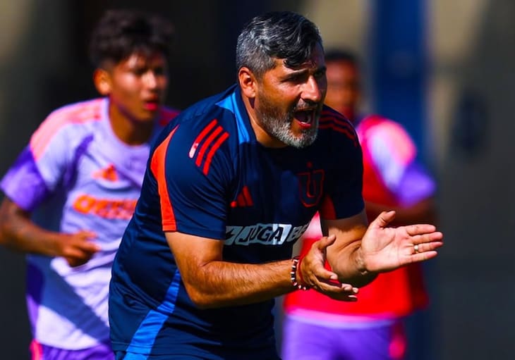 Con cambio de esquema y un borrado por Paqui como titular: la primera formación de Jhon Valladares en la U