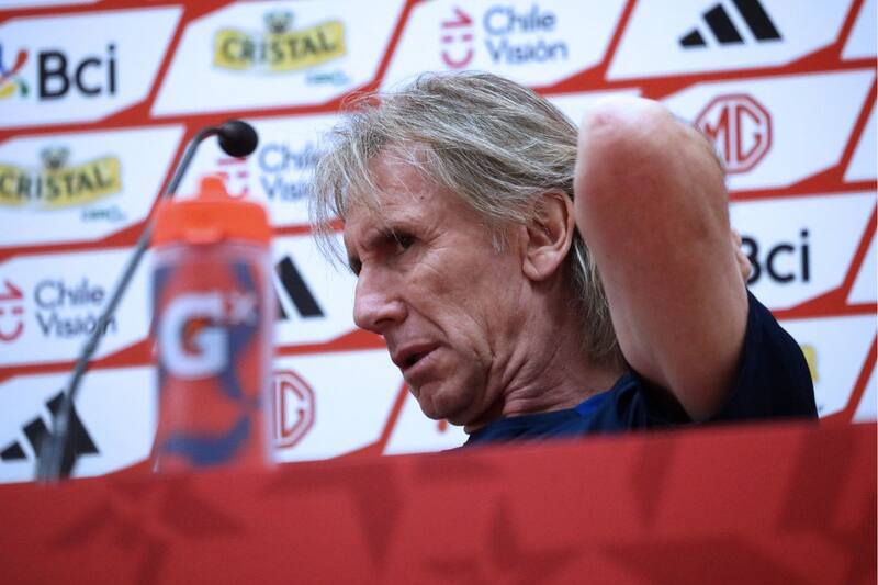 desmintió tajantemente que Williams Alarcón se haya marginado de defender a la Selección. Foto: Agencia Aton.