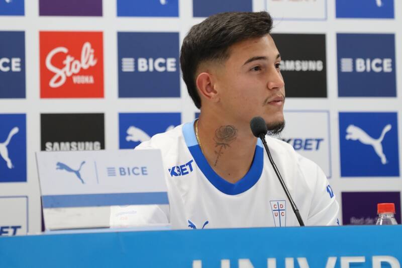 Jader Gentil y sus primeras palabras como jugador de la UC. Foto: Comunicaciones Cruzados.