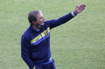 DT de la U. de Concepción se fue con todo contra la ANFP: "Acá hay cosas que son extrañas"