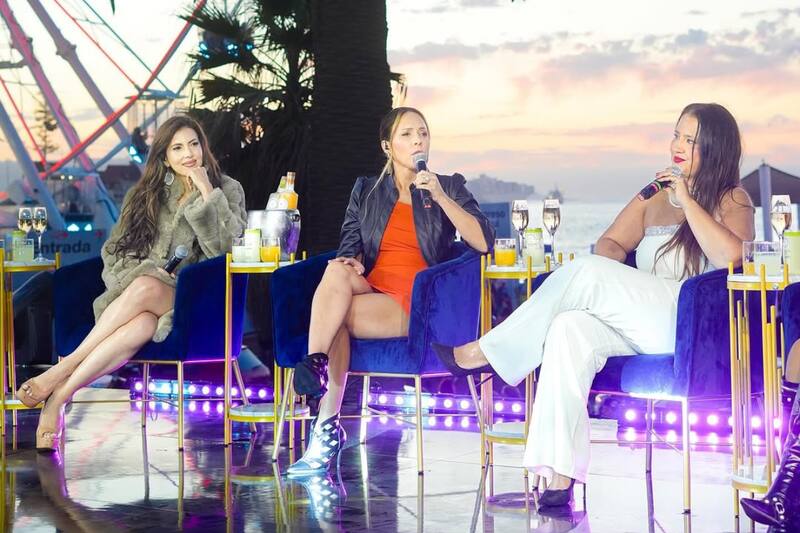 La actriz junto a sus dos compañeras se encargaron de animar el programa de streaming de Viña 2025. Créditos: Instagram.