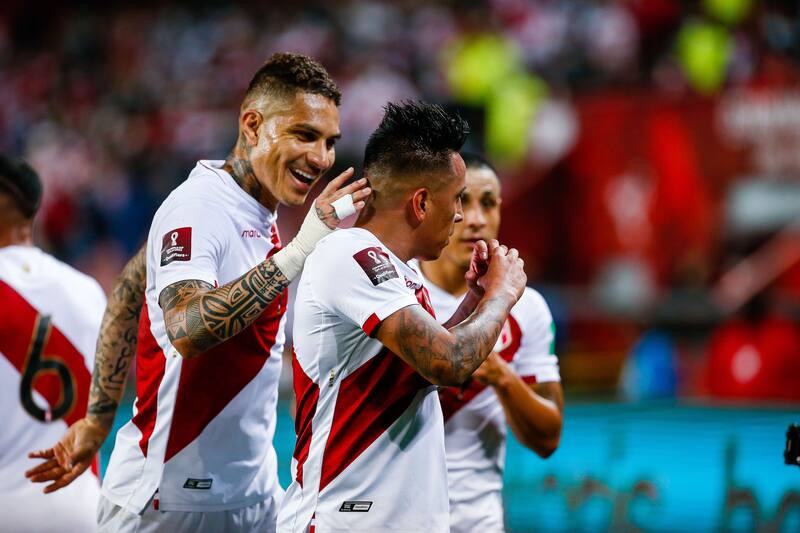 Perú visita a Bolivia en La Paz por Clasificatorias.