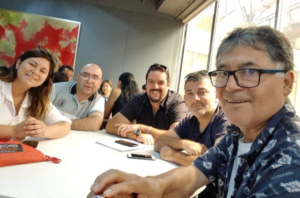 Ex periodistas de Cooperativa se juntan para nuevo proyecto: "Los Secos del Var"