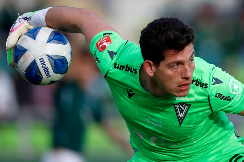 El portero de Santiago Wanderers podría sufrir la rescisión de su contrato.