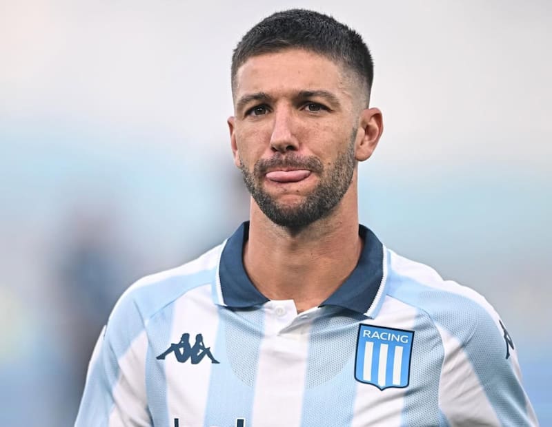 El argentino fue acercado a Colo Colo y podría ser una interesante oportunidad de mercado. Foto: @Lucianovietto.