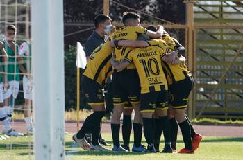 Fernández Vial se comienza a armar con la llegada de dos juveniles de Colo Colo