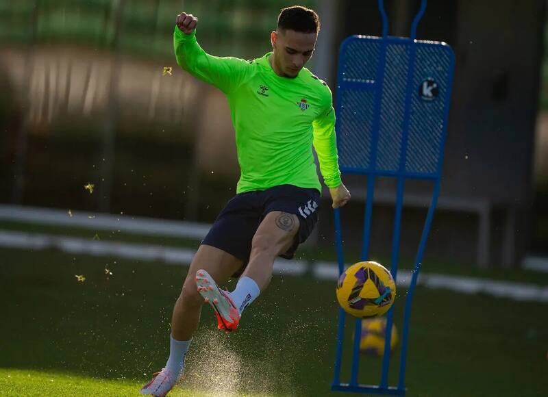 El refuerzo estrella de Pellegrini ya está entrenando con el plantel.