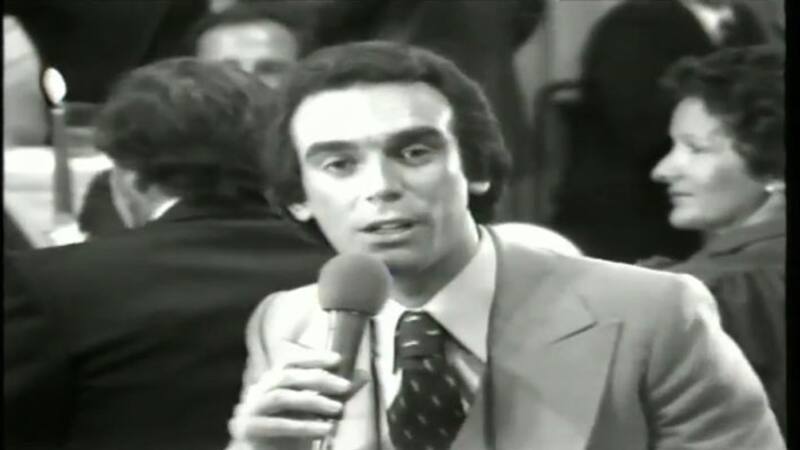 El emblemático conductor está estable dentro de su gravedad.