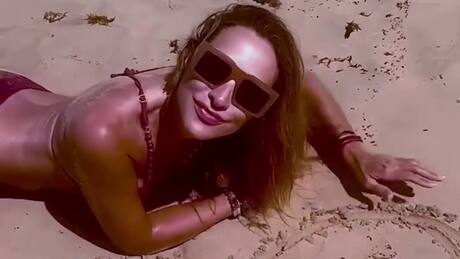 Angélica Castro impacta con este video en la playa: “Cuando una mujer se elige”