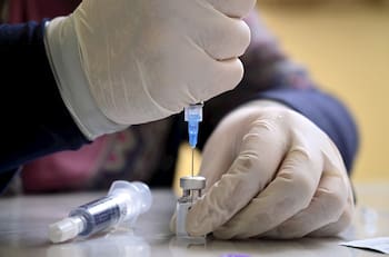 Vacunación Covid-19 | ¿Quiénes pueden recibir la dosis anual este domingo 7 de mayo?