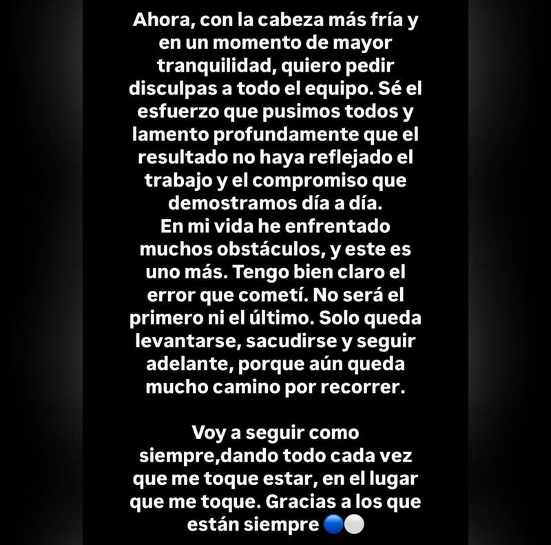 El defensa de la UC pidió disculpas en redes por su error ante U. de Chile