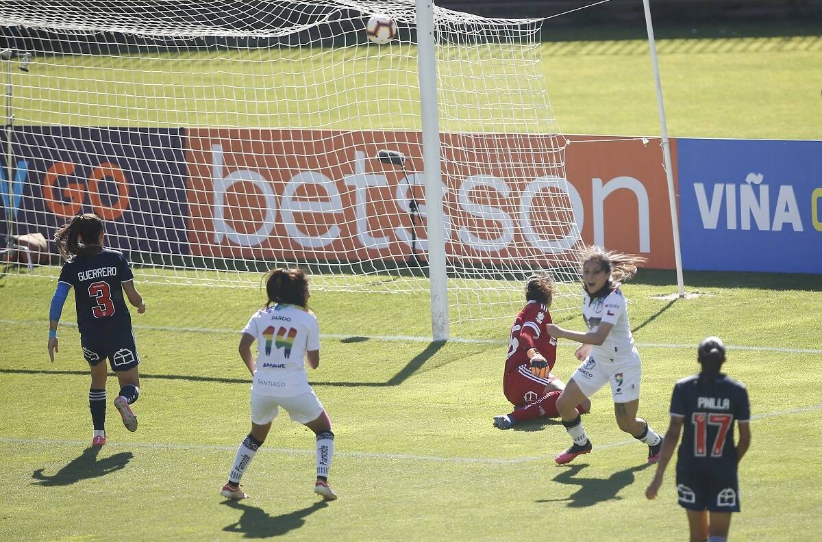 Con golazo de rabona incluido: la última vez que se enfrentaron la U y Santiago Morning también fue por un título