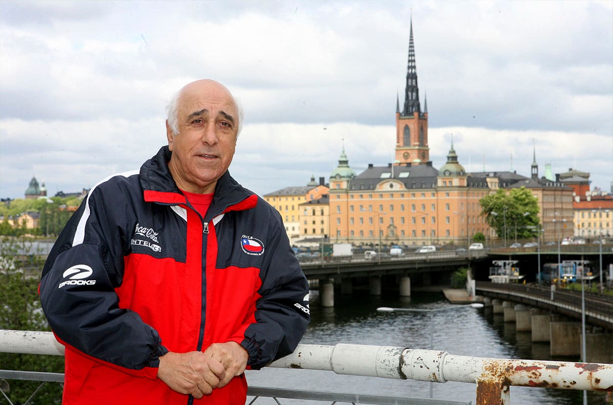 Hijo de Nelson Acosta: "Él está bien, vio los partidos del Mundial de Francia"