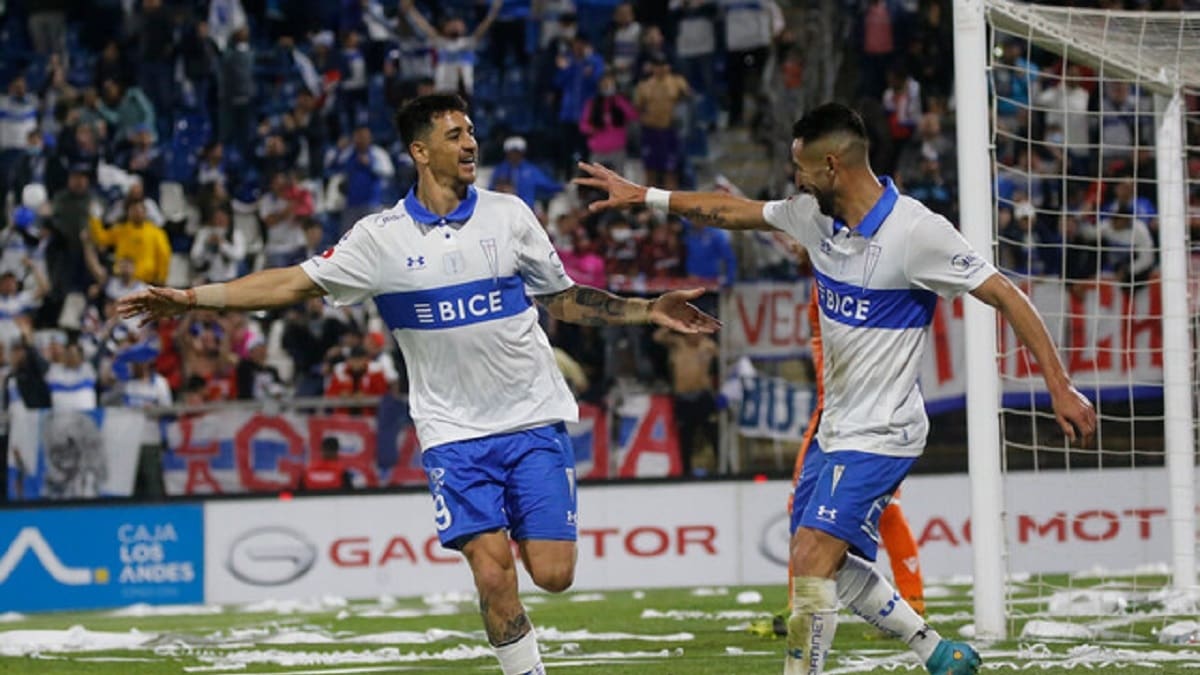 Sergio Fabián Vázquez: "Ojalá Fernando Zampedri siga en la UC y termine como goleador histórico del club"