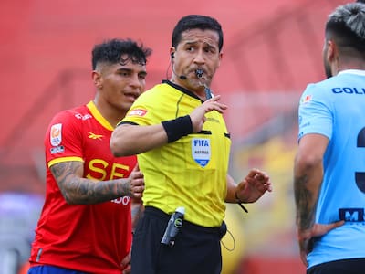 “Uno no tiene mala fe, pero...”: En Unión Española no se guardan nada tras polémico arbitraje ante Deportes Iquique