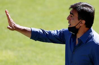 Gustavo Quinteros y los refuerzos de Colo Colo: 'Tenemos que reemplazar a Marcos Bolados y Nicolás Maturana"