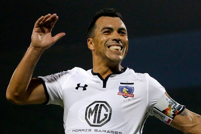 Esteban Paredes es el segundo goleador chileno más veterano en la historia de Copa Libertadores.