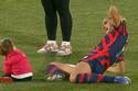 VIDEO | ¡Exceso de ternura! La estrella de Estados Unidos Alex Morgan le enseña en plena cancha una rutina de ejercicios a su hija