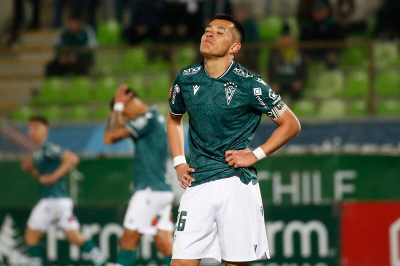 Pese al gol de Carlos Muñoz a los 3 minutos, los Caturros no sostuvieron la ventaja ante Deportes Recoleta. (Foto: Aton)