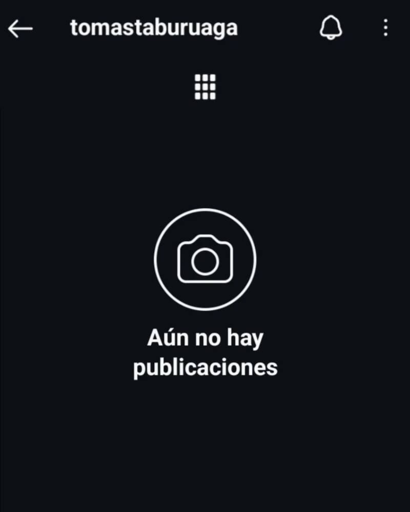 El defensor cerró su Instagram.