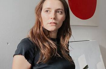 "Mis nuevas hermanas":  Así lucirán Magdalena Müller, María Gracia Omega y Paula Luchsinger en nueva teleserie de Mega