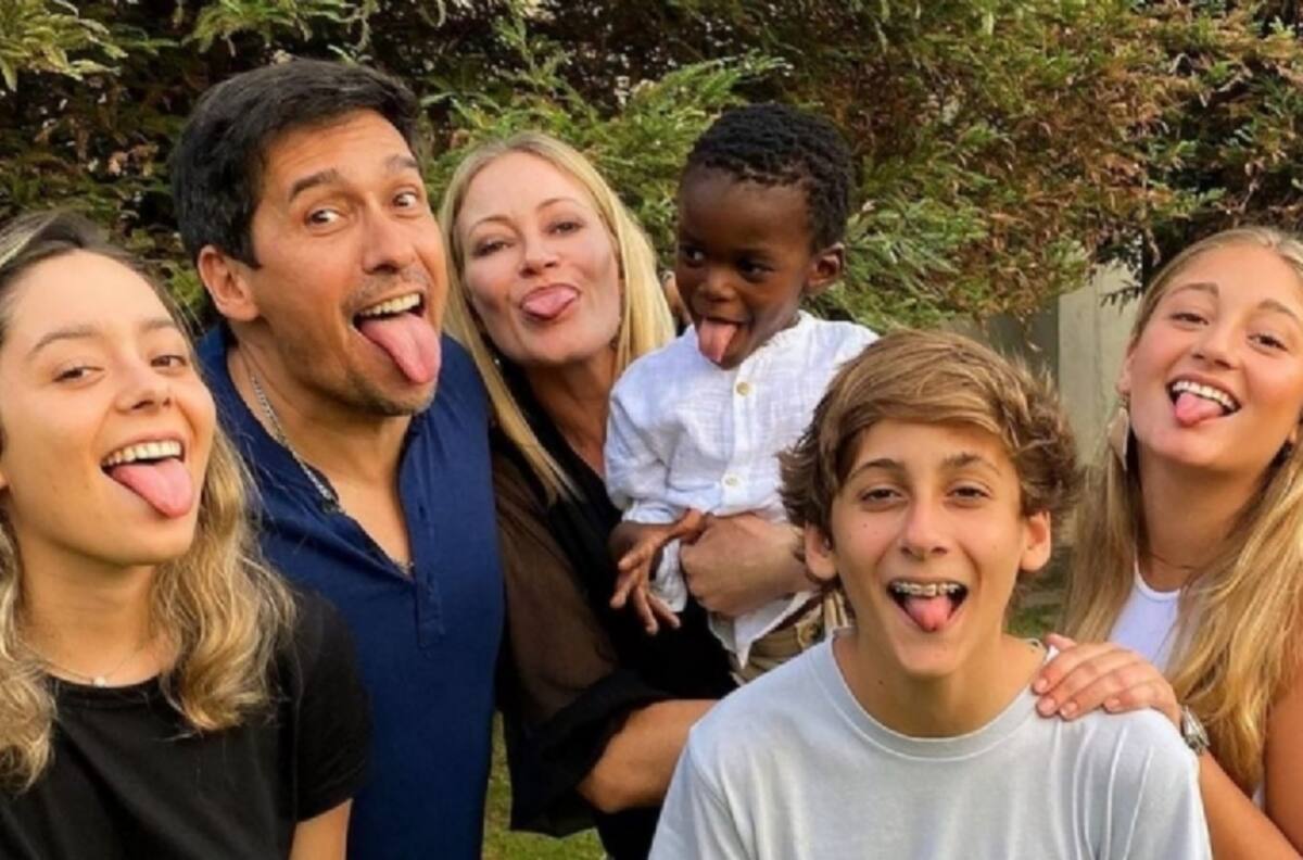 Las bellas fotografías familiares con las que Marcela Vacarezza resumió su 2021