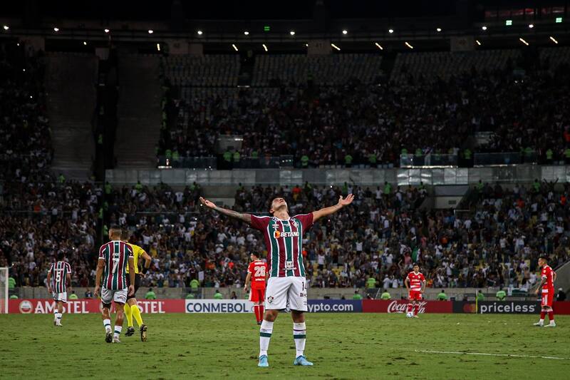 Germán Cano anotó tres goles en la victoria de Fluminense ante River Plate