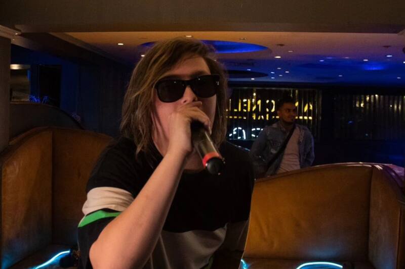 NineTeen Elevnn responde a quienes lo critican.