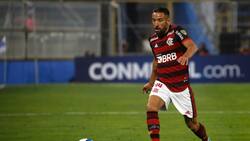 Hinchas del Flamengo barrieron el piso con Mauricio Isla tras su autogol ante la UC en Copa Libertadores