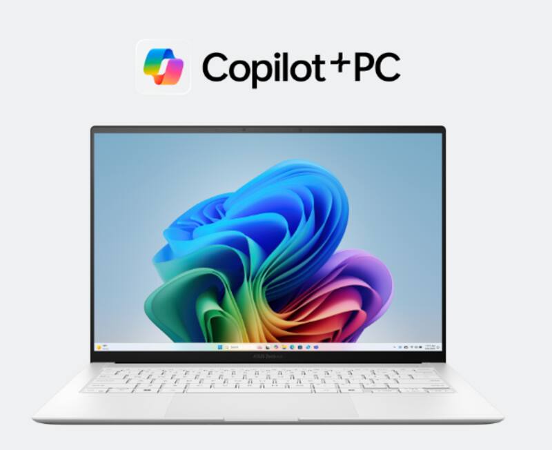 El PC está optimizado con IA, además de tener un sonido e imagen de alta nitidez.