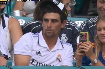 VIDEO | Transmisión oficial captó a Joaquín Niemann viendo al Real Madrid ante la Juventus