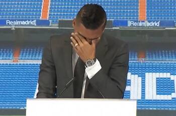 VIDEO| Casemiro fue ovacionado y rompió en llanto en su despedida del Real Madrid: "Un día volveré"