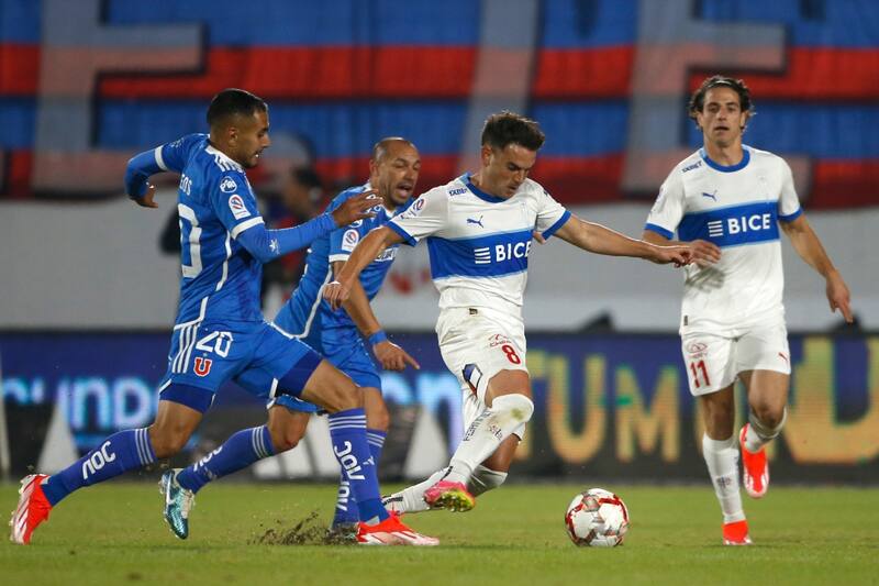 Lucas Menossi deja Universidad Católica para el segundo semestre. Foto: Aton.