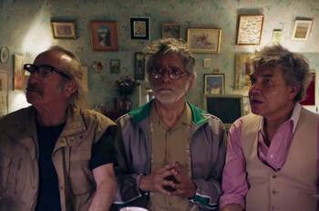 "Malas decisiones": Protagonistas de "Los Carcamales" muestran su malestar por cambio de horario